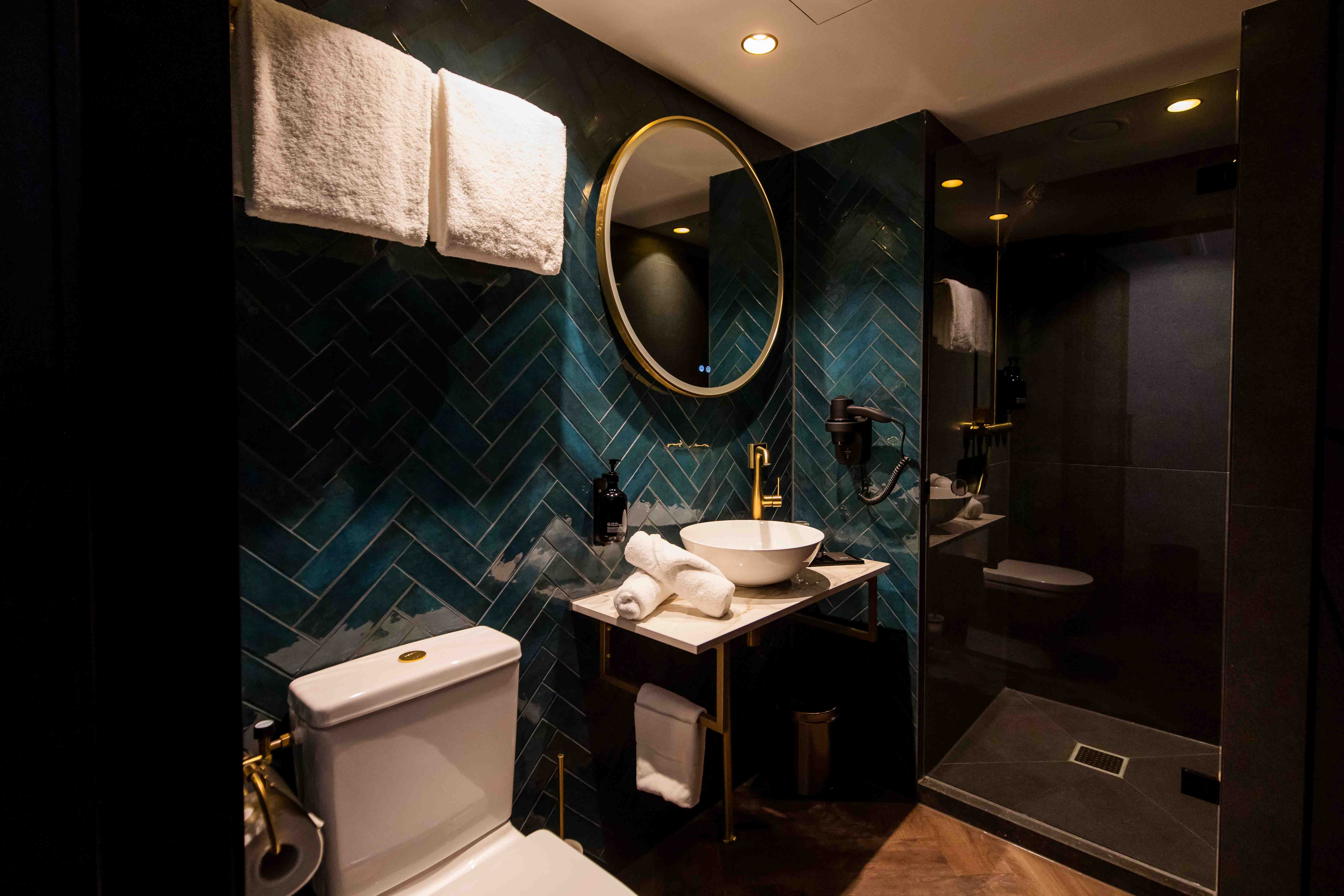 Heritage Double Room - Hotel Haarhuis (3).jpg