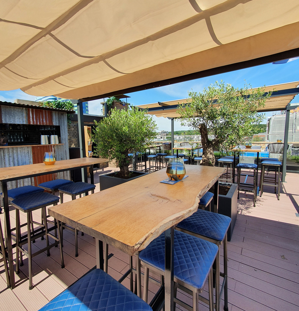 BLOU Rooftop Bar  - Hotel Haarhuis (3).jpg
