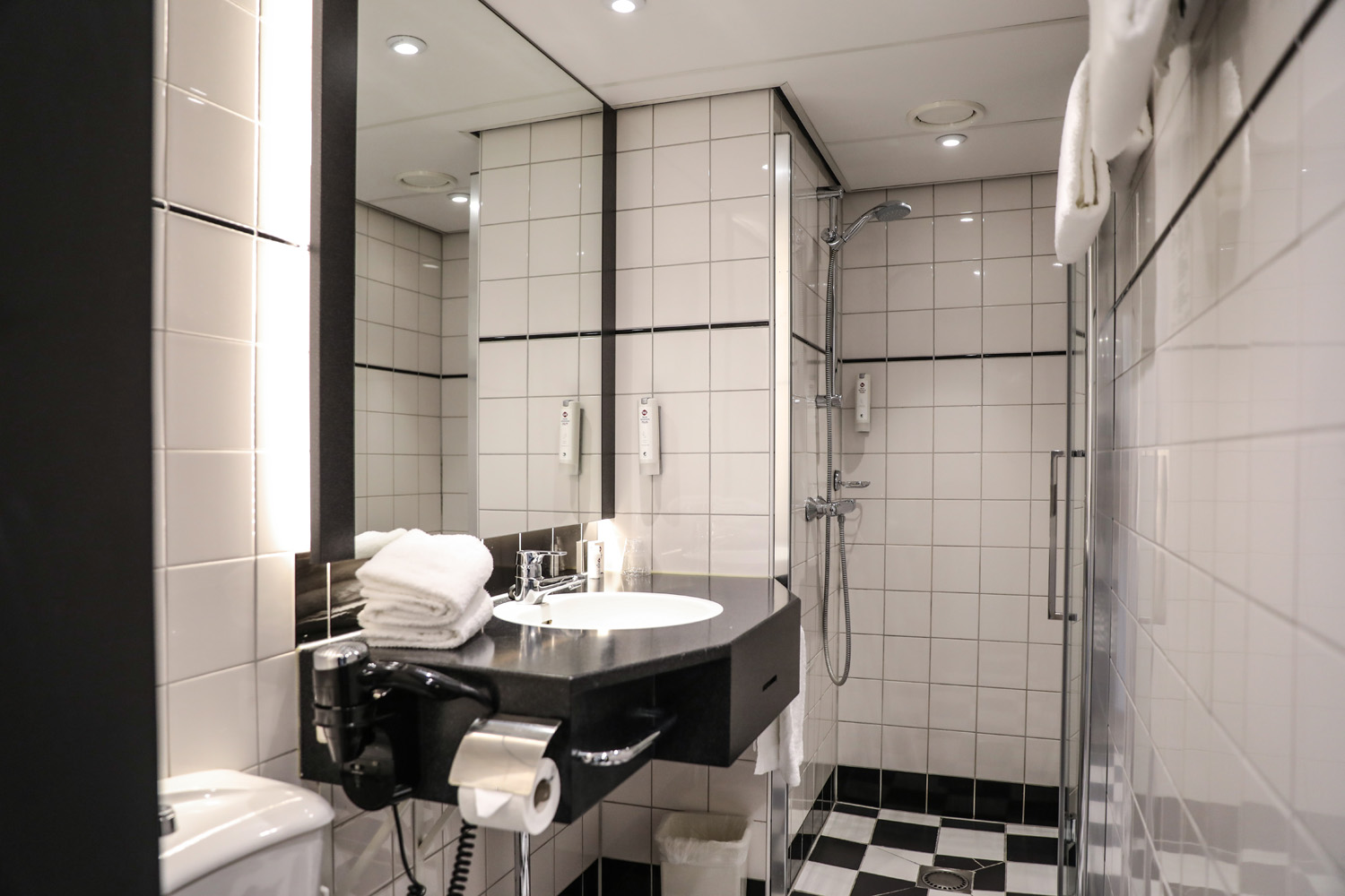 Tweepersoonskamer - Hotel Haarhuis (7).jpg